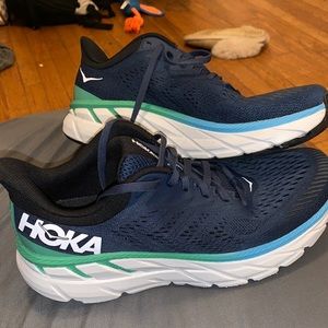 Men’s hoka Clifton 7. Mint condition. Worn 1 time just not my style.